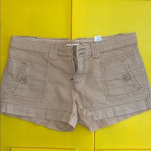 American eagle tan shorts